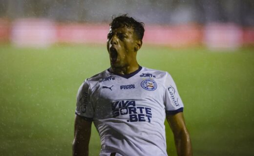 Luciano Rodríguez, alvo do Vasco, demonstra interesse em retornar ao futebol brasileiro