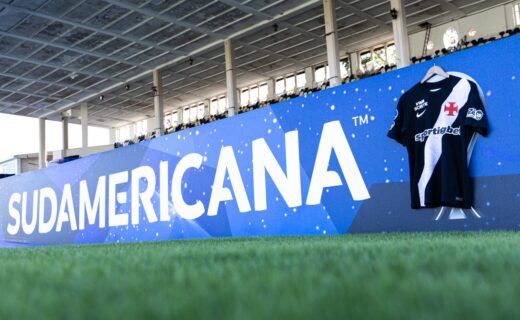 São Januário é destaque em fotos do Vasco antes do duelo com o Independiente Medellín