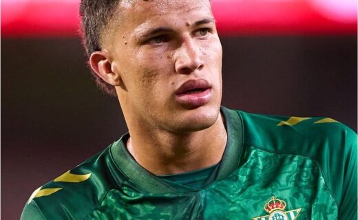 Vasco mira contratação de Nelson Deossa, revela jornalista espanhol