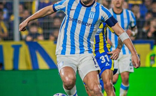 Vasco busca fechar contratação de Santiago Sosa em reunião com o Racing nesta sexta-feira