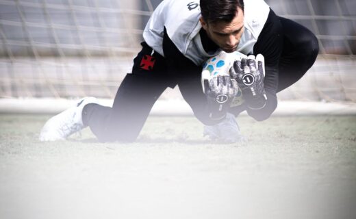 CT Moacyr Barbosa: Vasco divulga fotos do treino realizado nesta sexta-feira