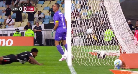 Clássico tem chance desperdiçada por Tchê Tchê no segundo tempo; confira o lance