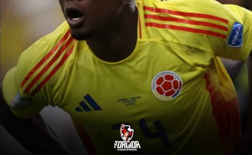 Vasco demonstra interesse no atacante colombiano Jhon Córdoba, do Krasnodar