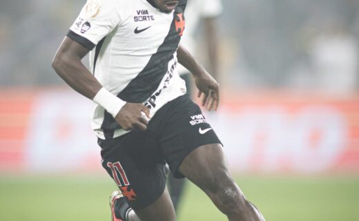 Andrés Gómez é convocado para duelo contra o Bahia