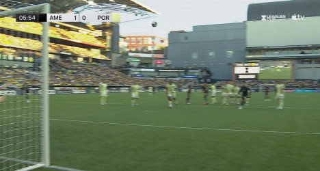 Brian Rodríguez, alvo do Vasco, acerta belo gol de falta pelo América-MEX; assista ao vídeo