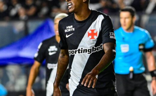 Líder em ações defensivas, Robert Renan se destaca no Vasco em 2026