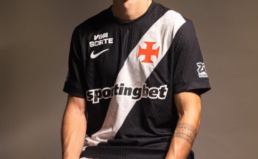 Colidio é apresentado com a camisa do Vasco em novo capítulo da carreira