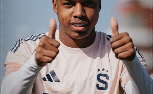 Vasco reavalia possibilidade de contratar John Mercado