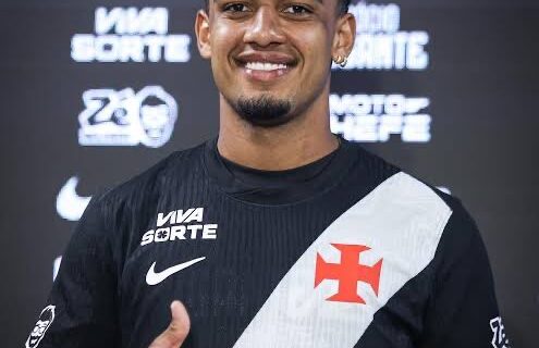 Vasco e Brenner esperam resultados de exames para decidir sobre cirurgia