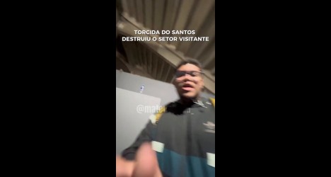 Vandalismo de torcedores do Santos no setor visitante de São Januário; assista ao vídeo