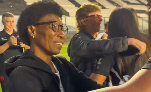 Feminino: Homenagem às ídolas do Vasco emociona São Januário
