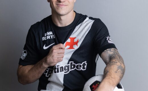 Bruno Duarte é destaque em novas fotos no CT Moacyr Barbosa do Vasco