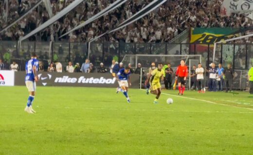 Gol de David contra o Cruzeiro: assista ao lance por uma nova perspectiva