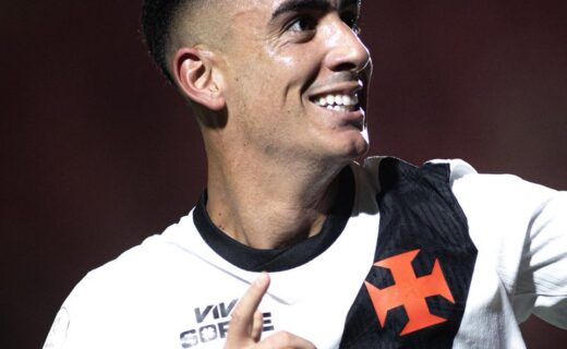 Vasco da Gama elogia Puma Rodríguez com mensagem de carinho