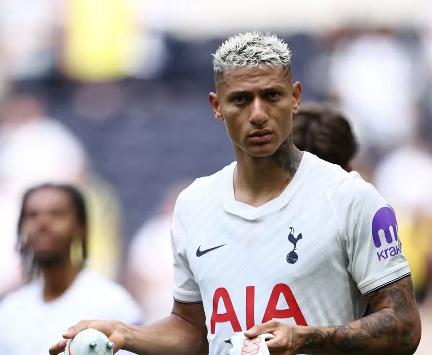 Futebol: Vasco busca compra definitiva de Richarlison junto ao Tottenham, mas rescisão pode ser alternativa vi