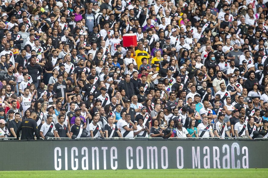 Jogo do Vasco no Maracanã — Foto: Daniel Ramalho/CRVG