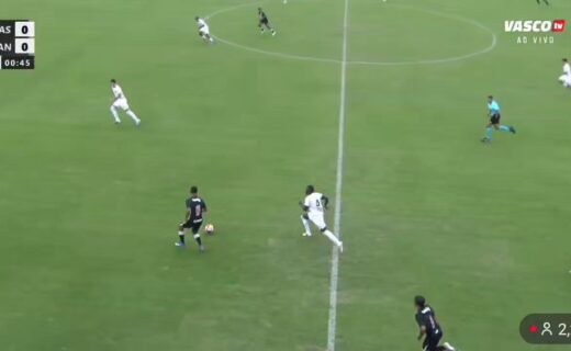 Base: Vasco Sub-17 lidera Santos por 2 a 0 no intervalo com gols de Lucas Ovídio e Allan Santos