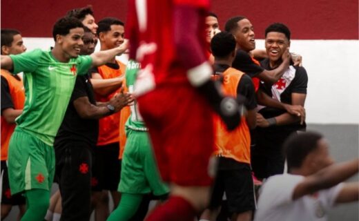 Base: Vasco Sub-17 vence Santos por 5 a 0 no Campeonato Brasileiro