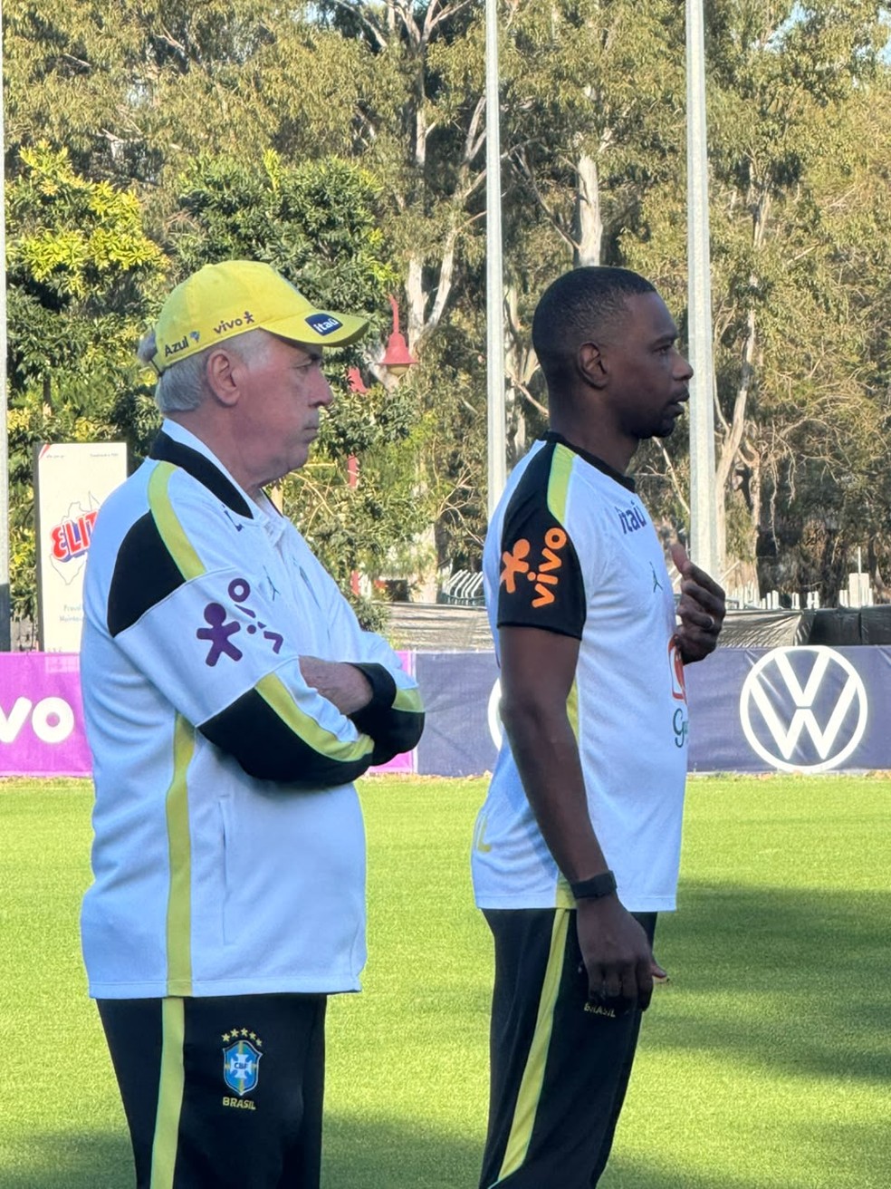 Ancelotti põe Raphinha de centroavante e faz sete mudanças — Foto: Cahê Mota