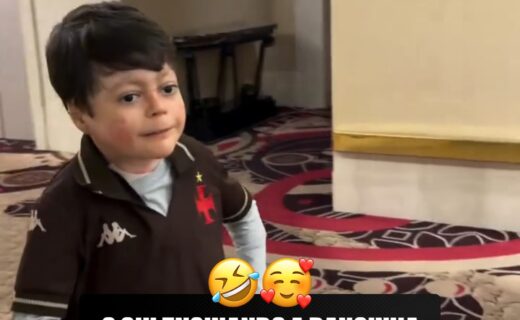 Pequeno Gui solicita dancinha aos jogadores em caso de vitória contra o Boca; vídeo disponível