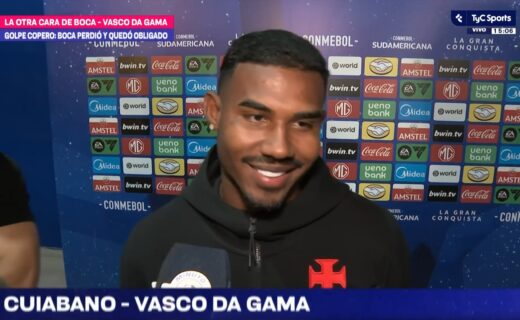 Jogadores do Vasco comentam sobre a experiência de jogar na Bombonera após vitória sobre o Boca