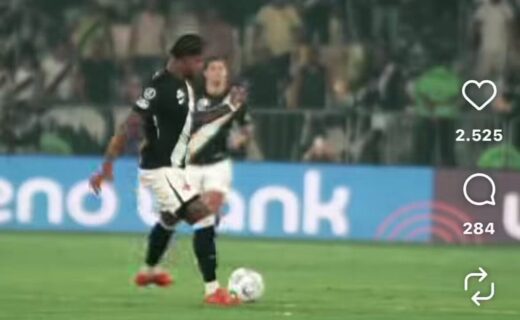 Adson impede finalização de Bruno Duarte em lance que poderia empatar jogo contra o Boca