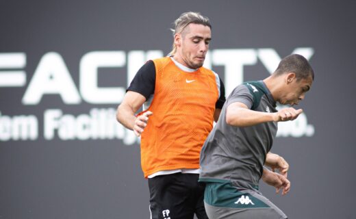 Vasco, sob o comando de Bruno Lazaroni, supera o Boavista em jogo-treino com vitória de 2 a 1