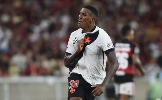 Robert Renan se prepara para ser titular contra o Fluminense; Barros assume posição de Thiago Mendes
