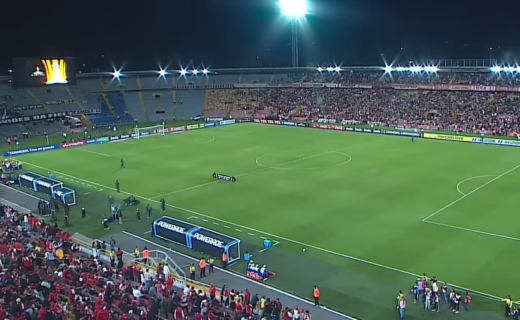 Vasco enfrenta o Santa Fe nesta terça (08) pela Sul-Americana às 19h00 no Estádio El Campín