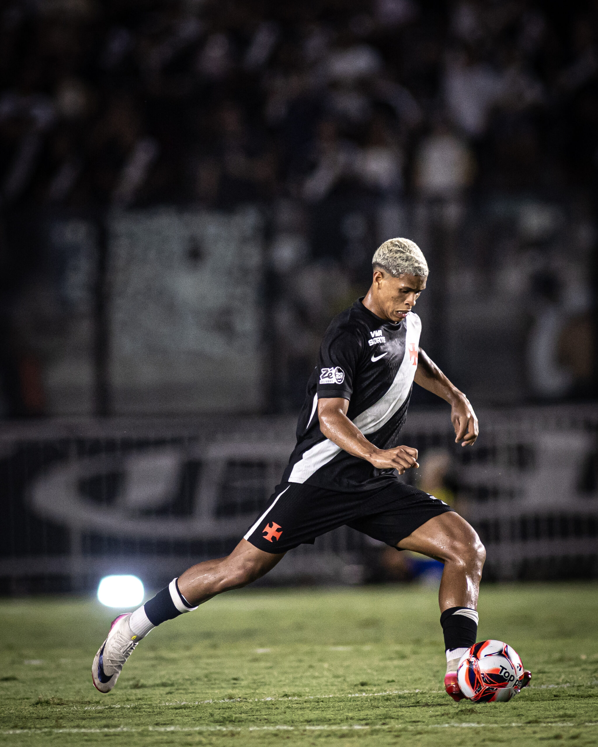 Vasco divulga lista de convocados para enfrentar o Grêmio