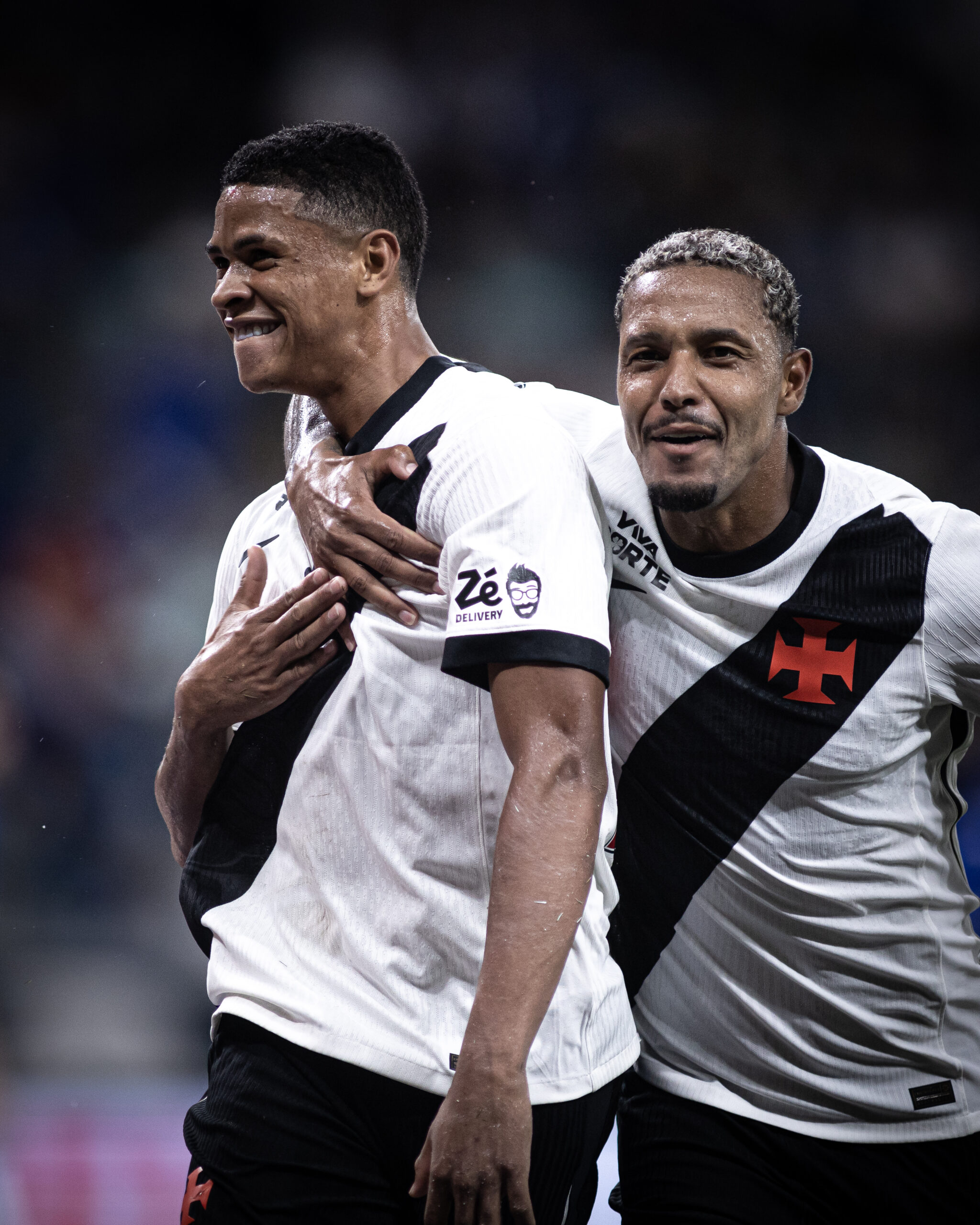 Renato Gaúcho transforma volantes do Vasco em artilheiros