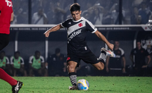 Vasco recorda vitória por 2 a 0 sobre o Corinthians em julho de 2024, que quebrou jejum de 14 anos
