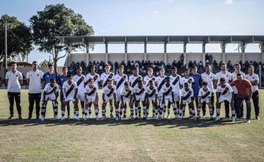 Sub-13 do Vasco na ES Cup